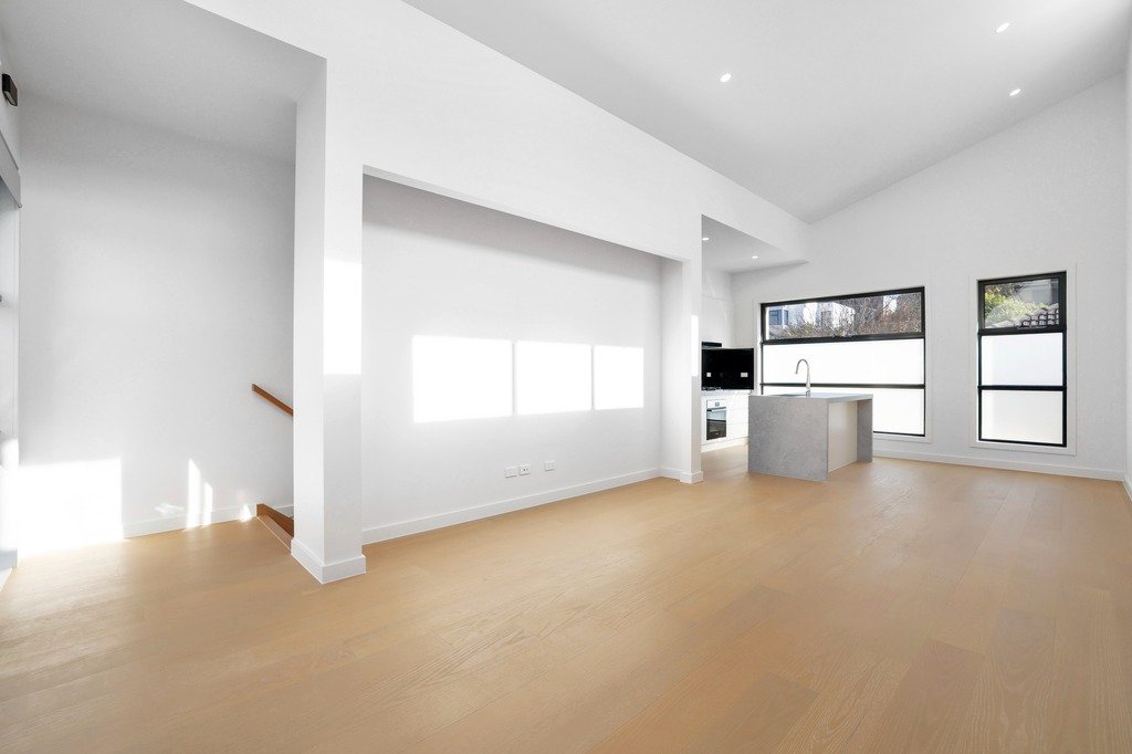 2/114 Atkinson Street, Templestowe image 2