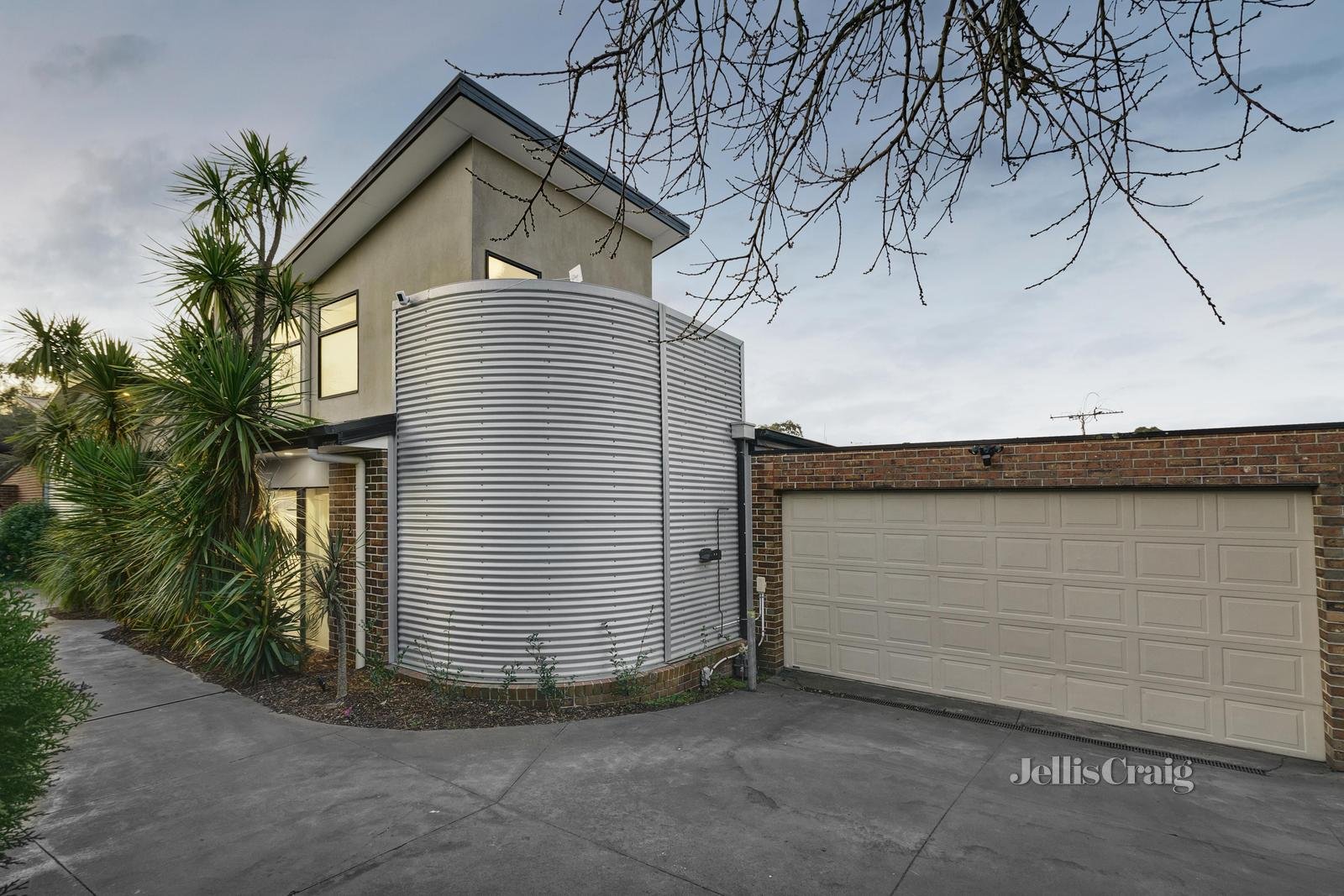 2/1141 Main Road, Eltham image 2