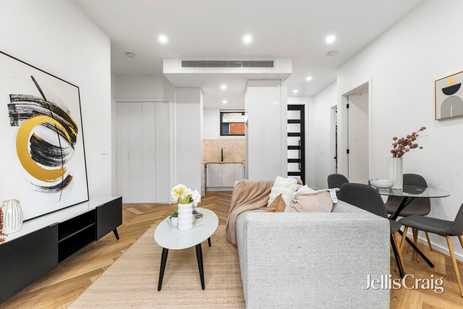 2/115 Coleman Parade, Glen&nbsp;Waverley image 4