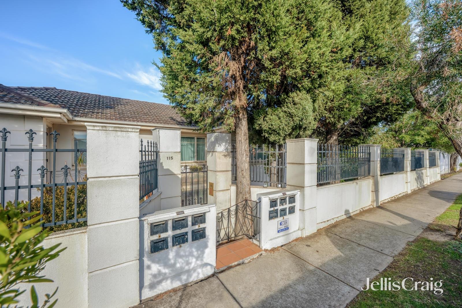 2/115 Dawson Street, Brunswick West image 1