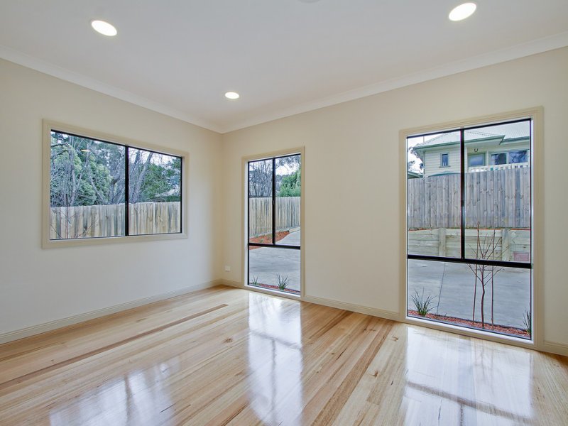 2/115 Mount View Parade, Croydon image 13