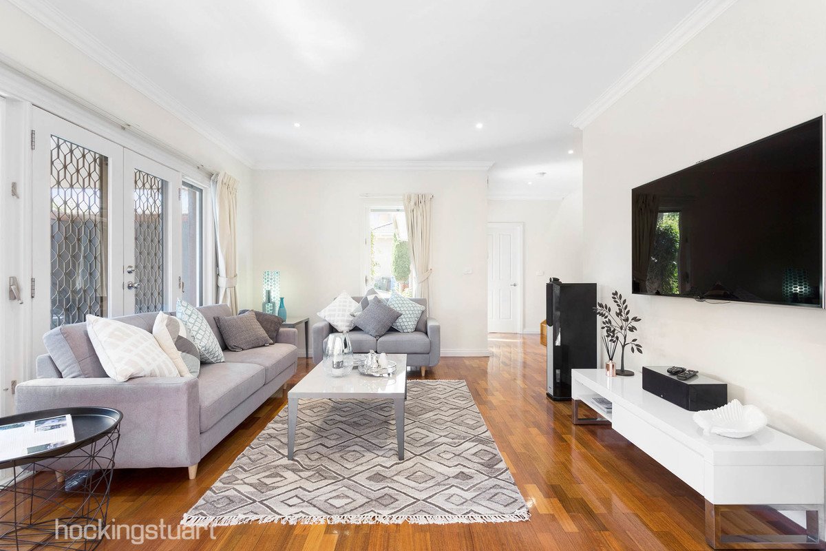 2/115 Strabane Avenue, Balwyn image 2