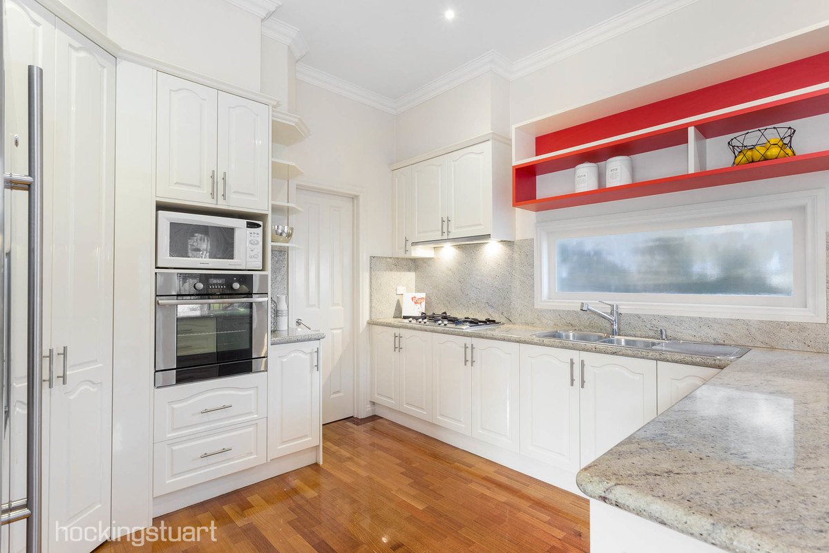 2/115 Strabane Avenue, Balwyn image 4