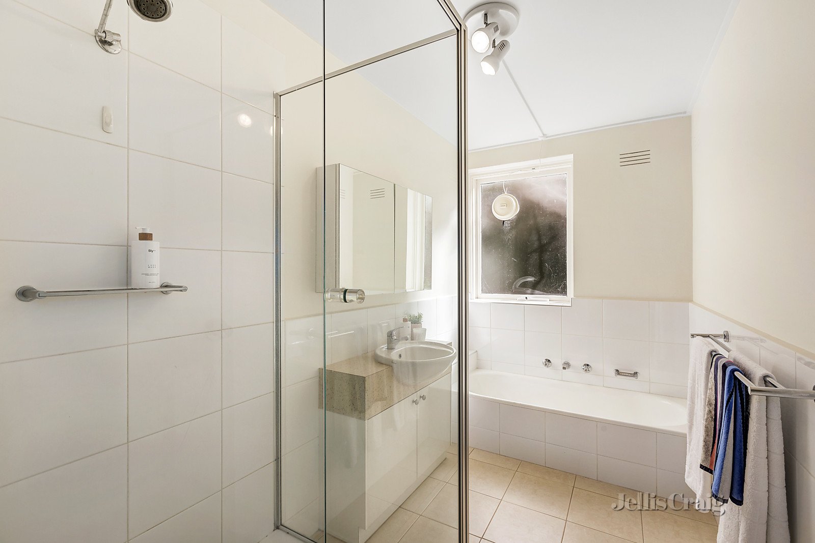 21/154 Rathmines Road, Hawthorn East image 6