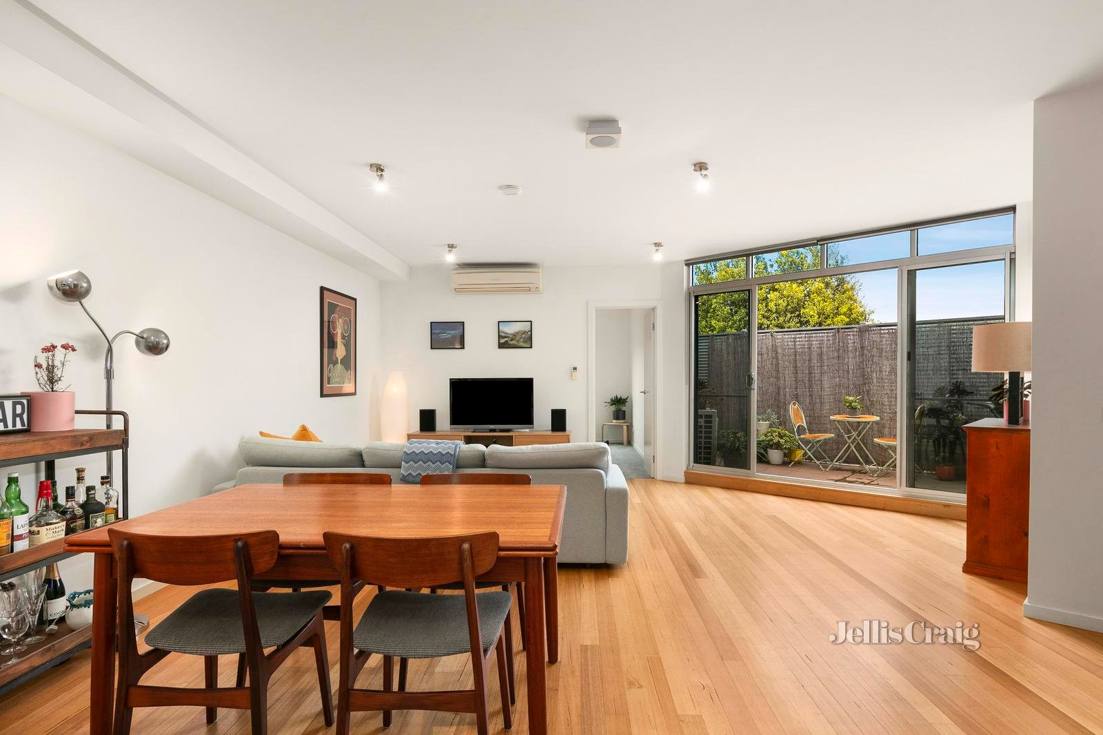 21/157 Epsom Road, Ascot Vale image 2