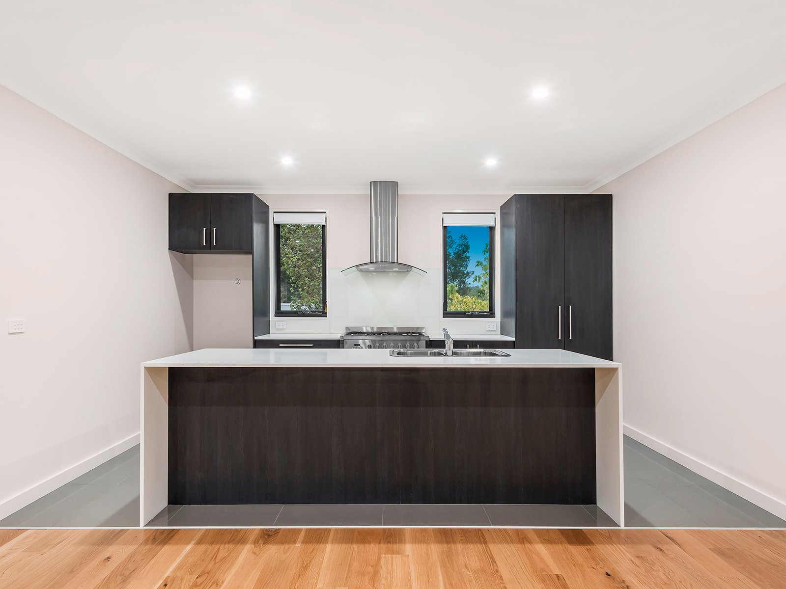 2/1167 Main Road, Eltham image 3