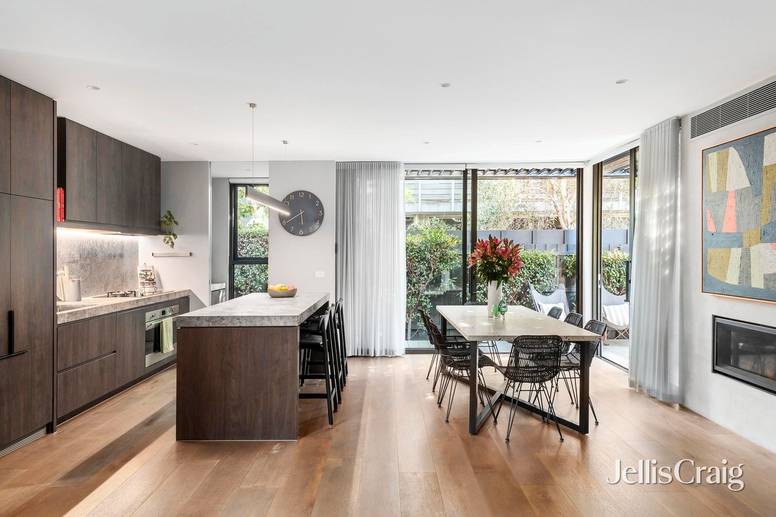 2/117 Spray Street, Elwood image 5