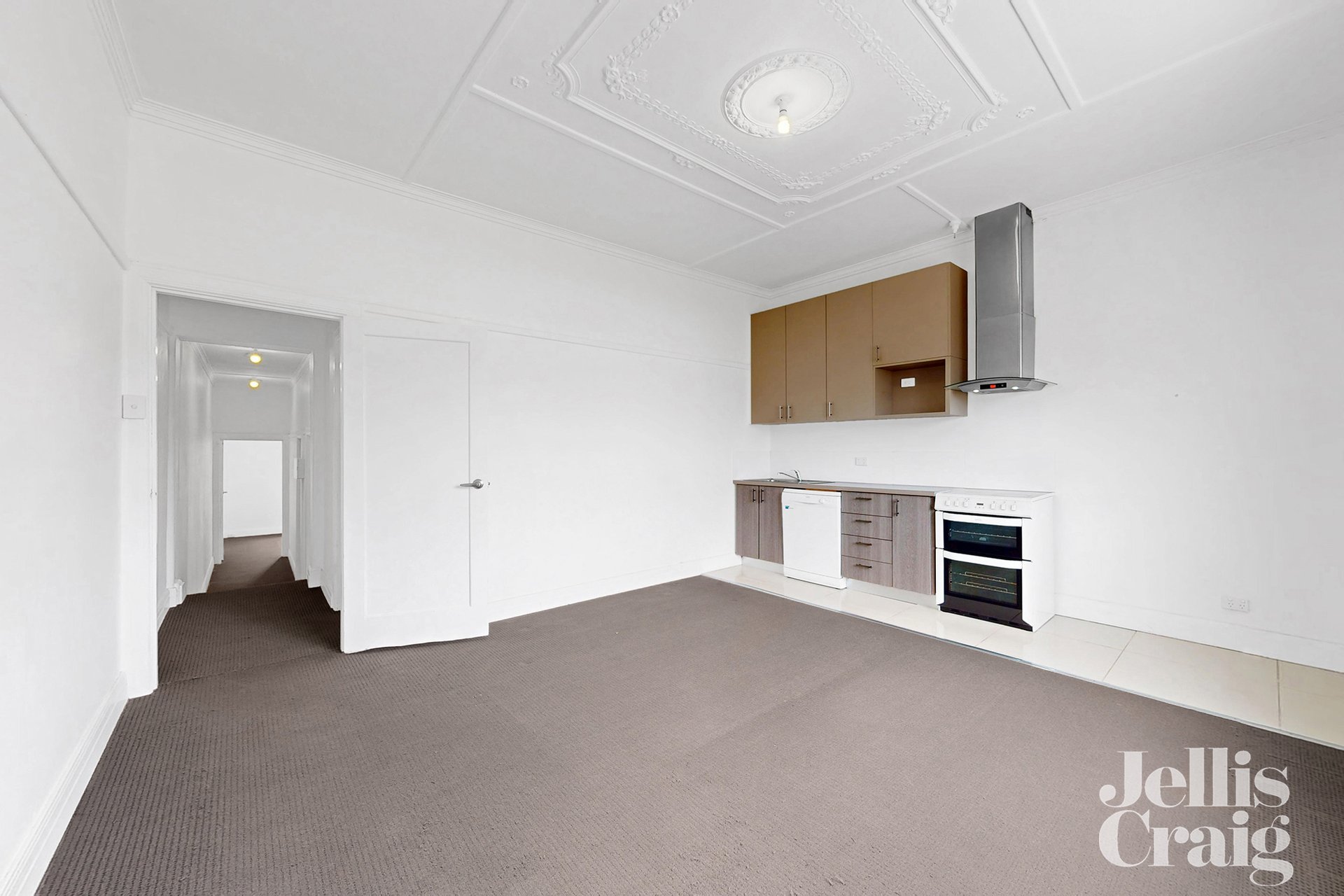 2/117 Whitehorse Road, Deepdene image 2