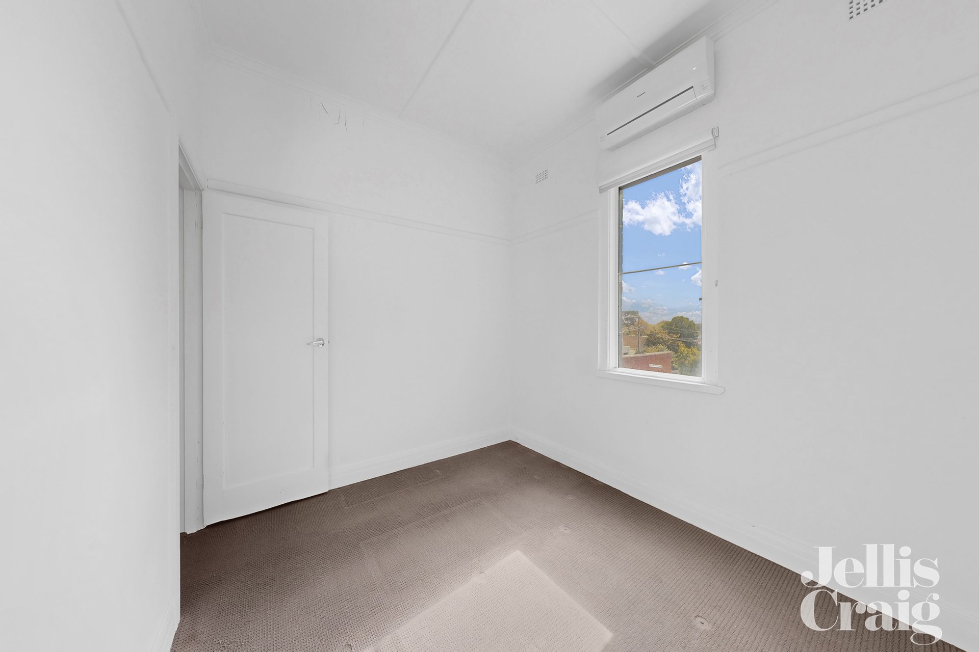2/117 Whitehorse Road, Deepdene image 6