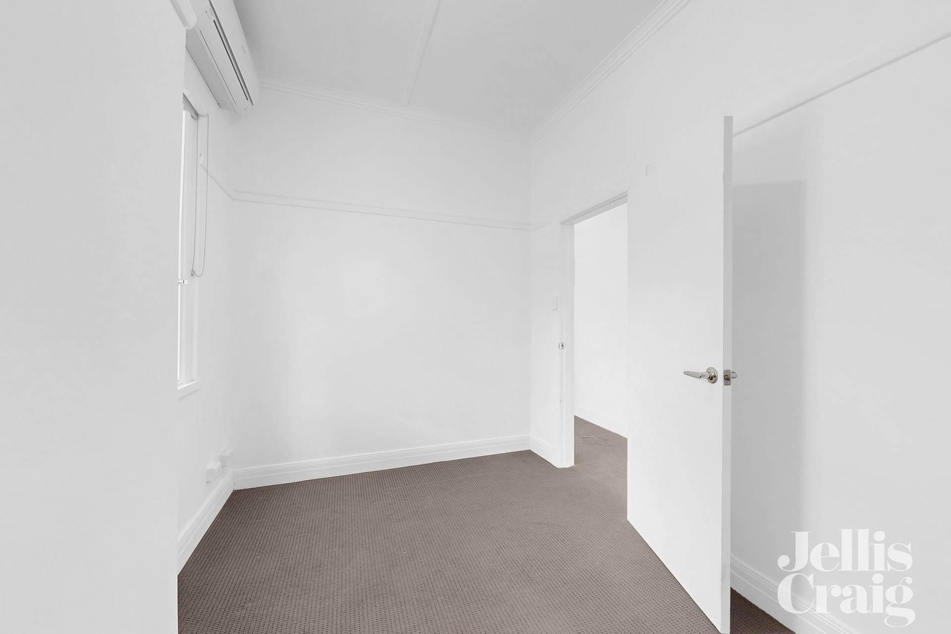2/117 Whitehorse Road, Deepdene image 9