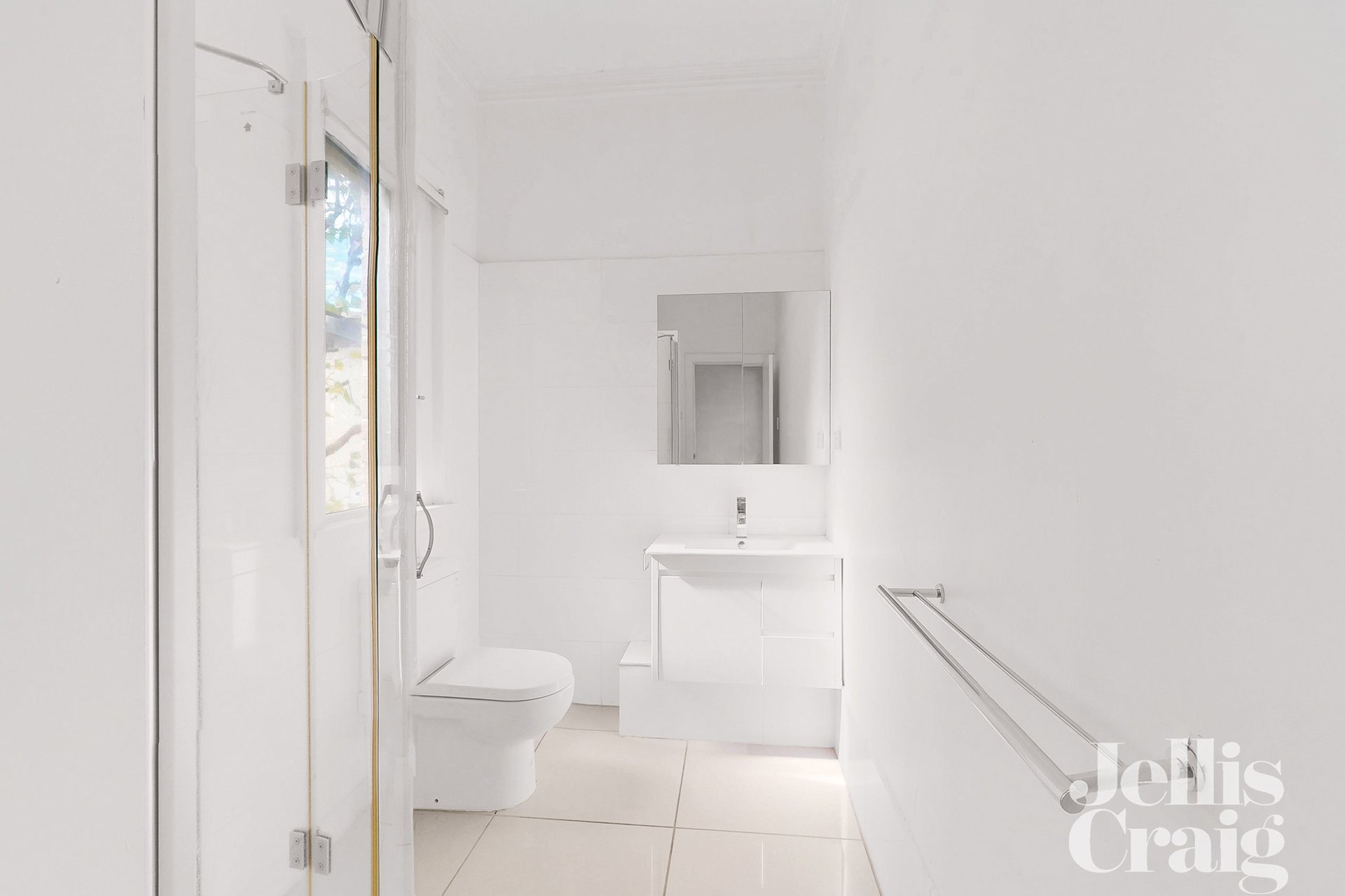 2/117 Whitehorse Road, Deepdene image 15