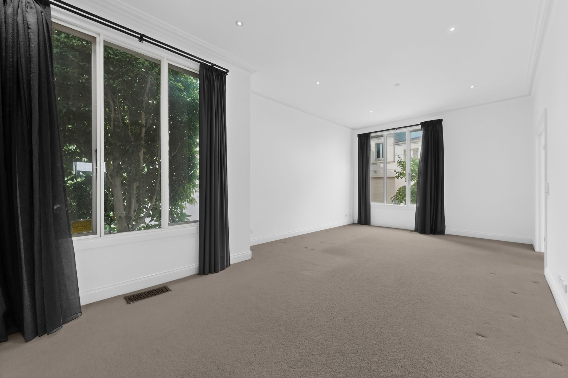 2/118 Parkhill Road, Kew image 6