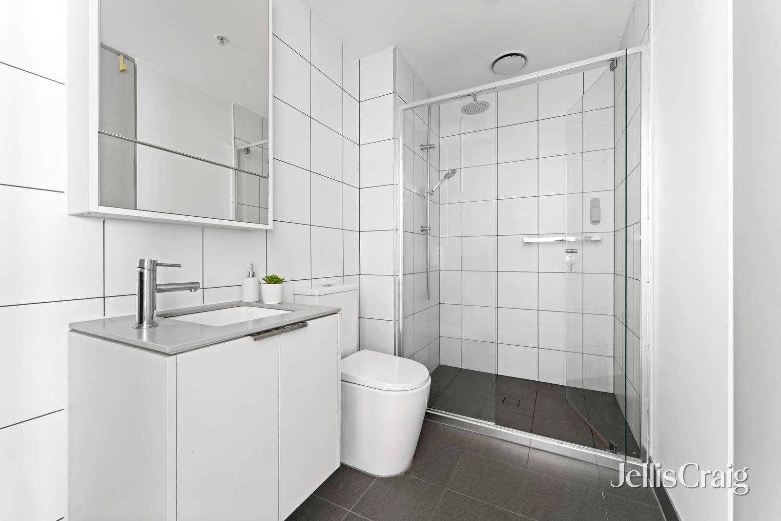 211/812 Sydney Road, Brunswick image 10