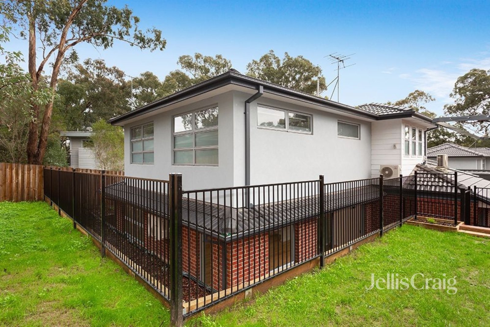 2/1186 Main Road, Eltham image 8