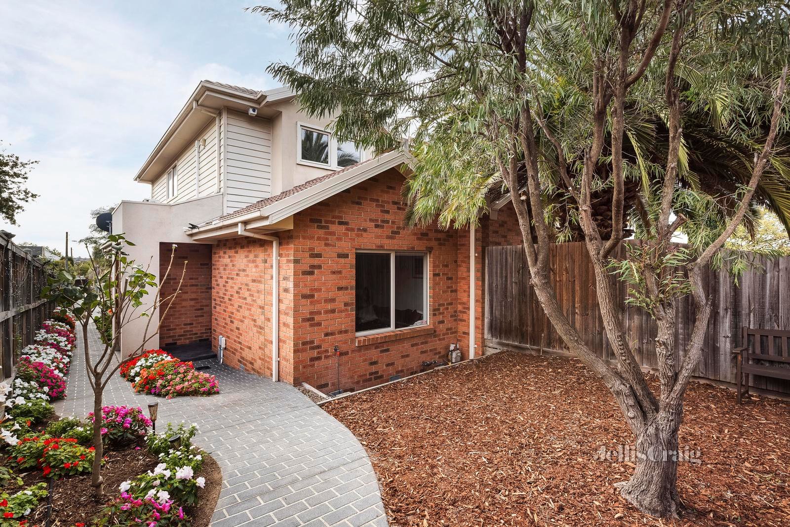 2/119 Dundas Street, Preston image 1