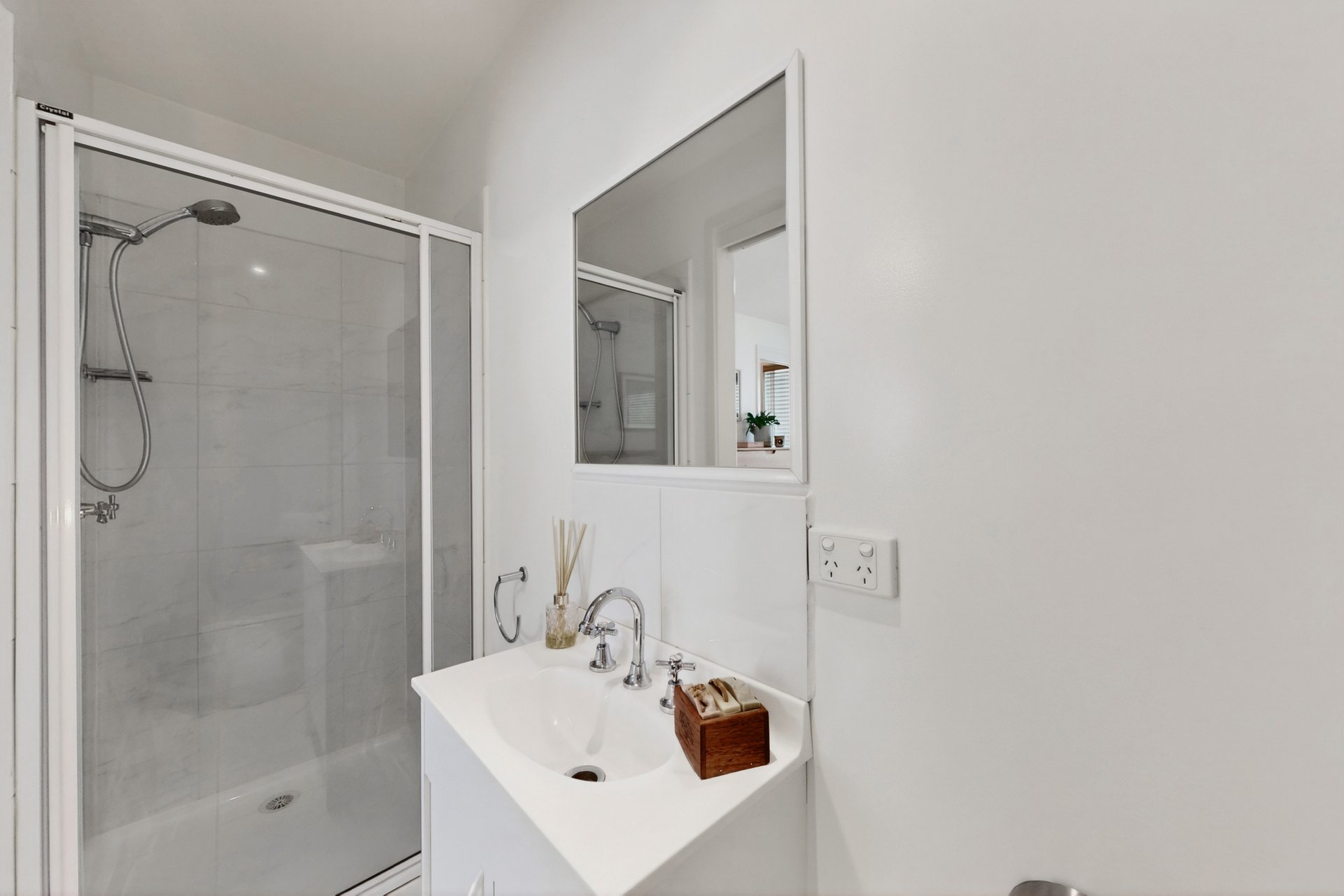 2/1192 Glen Huntly Road, Glen&nbsp;Huntly image 11