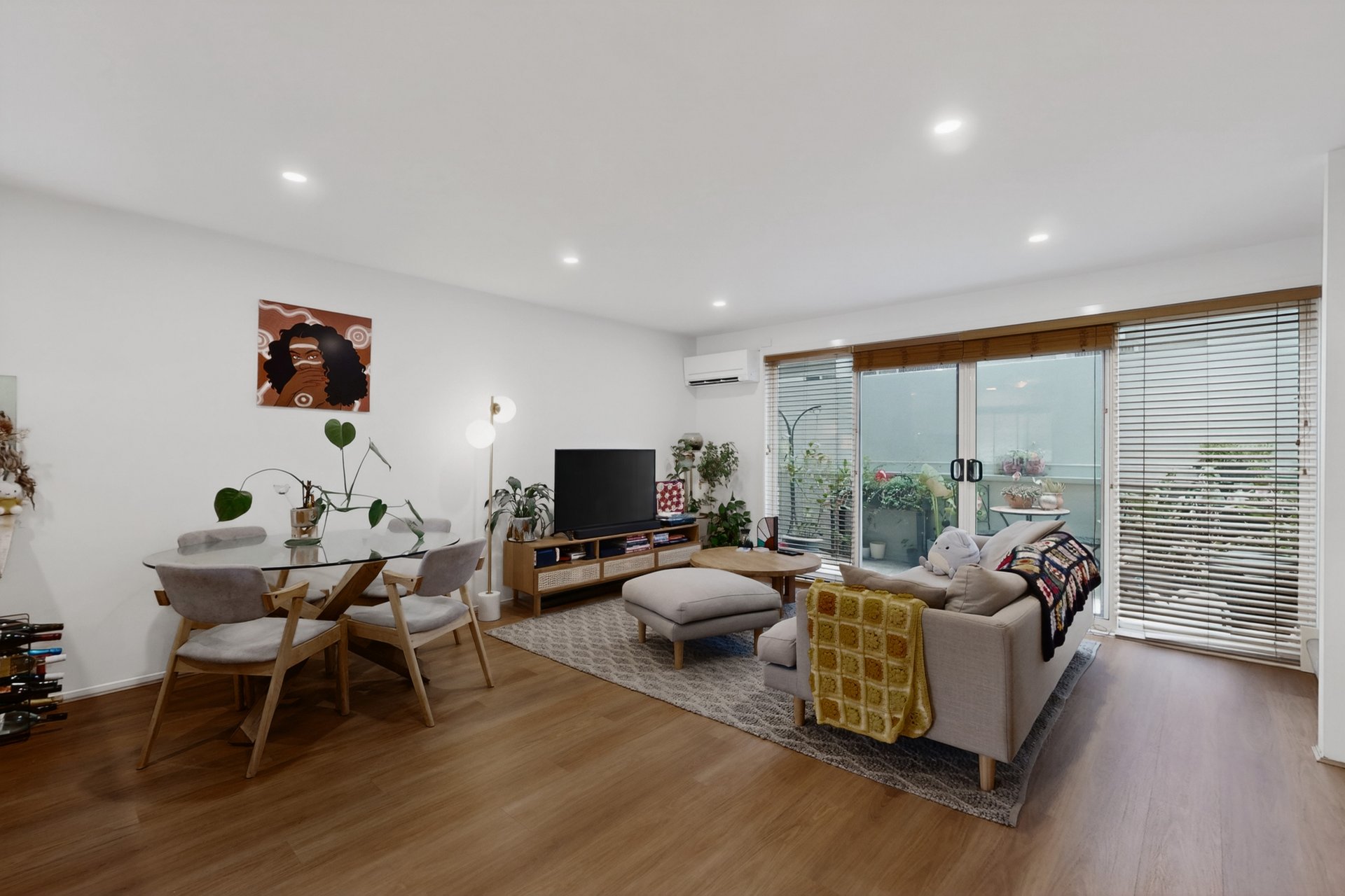 2/1192 Glen Huntly Road, Glen&nbsp;Huntly image 2