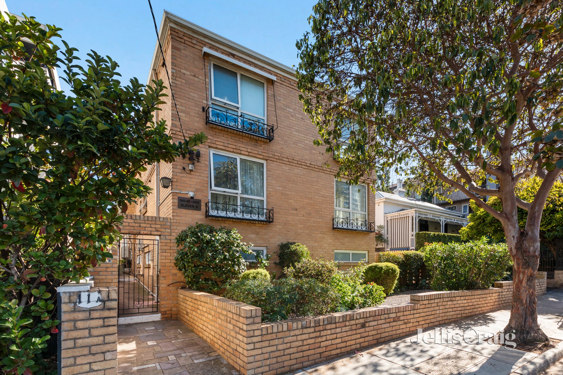 2/11A Darling St, South Yarra image 6