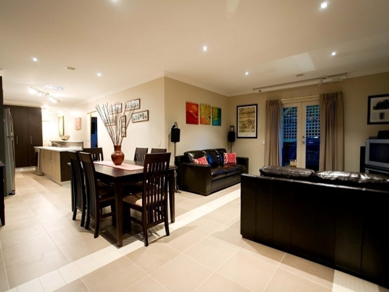 211B Blackshaws Road, Newport image 2