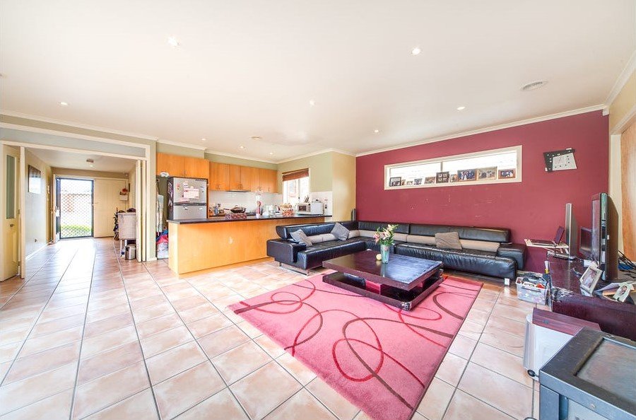 2/12-16 Axelton Street Cheltenham