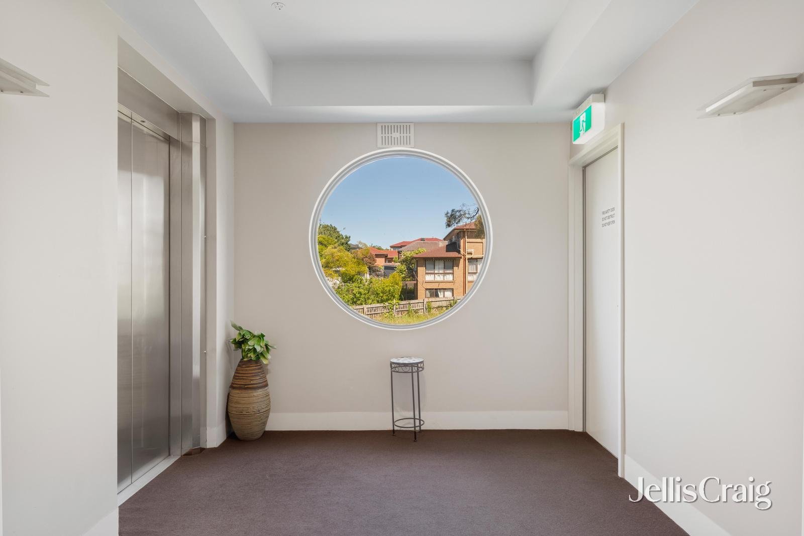 21/2-4 Blair Road, Glen Waverley image 2