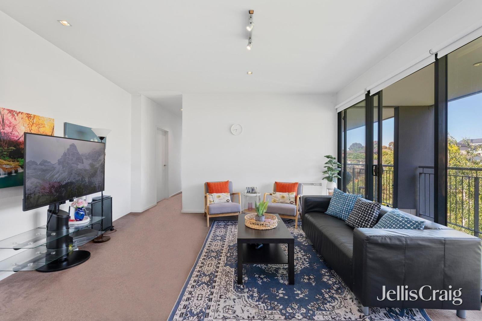 21/2-4 Blair Road, Glen Waverley image 4
