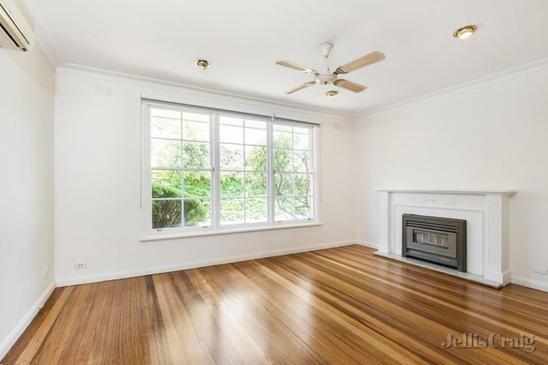 2/12 Burrows Street, Brighton image 3