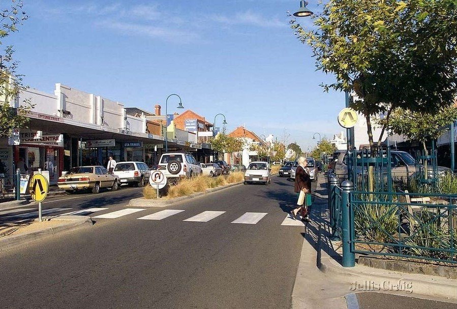 2/12 Burrows Street, Brighton image 7