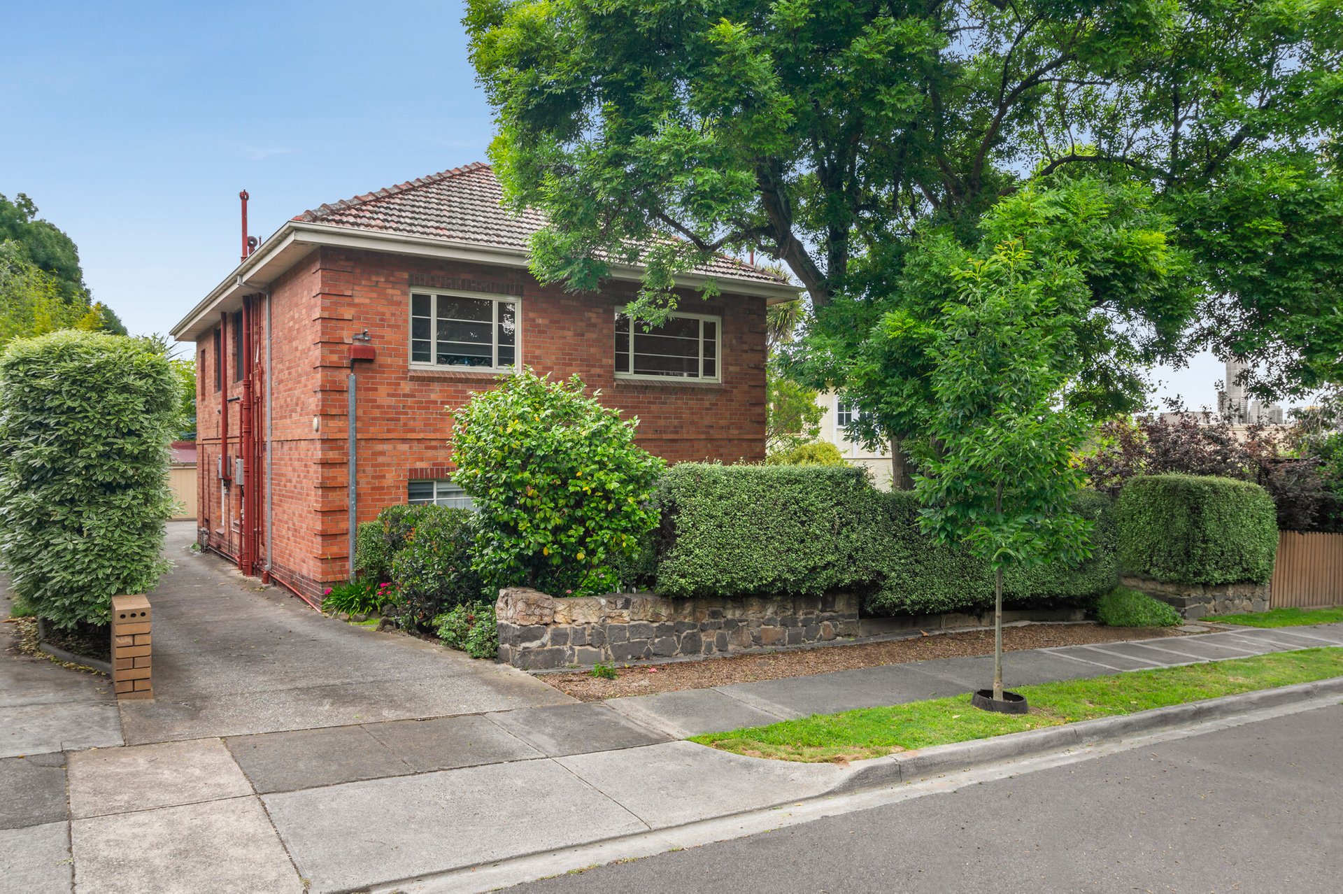 Property Gallery - Main Image