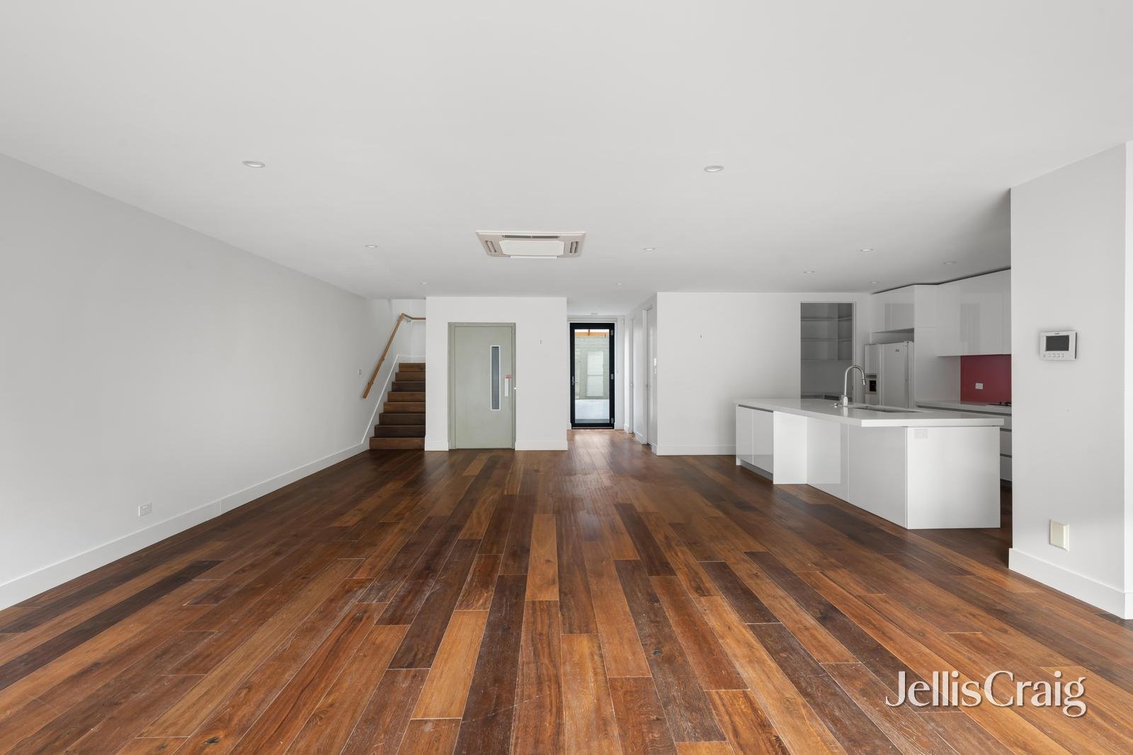 2/12 Cohuna Street, Brunswick&nbsp;West image 2