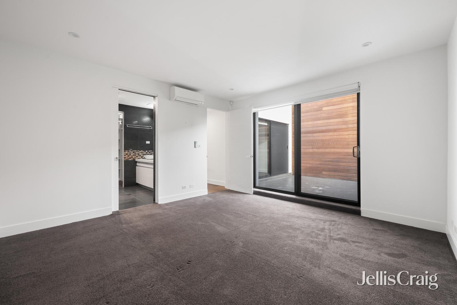 2/12 Cohuna Street, Brunswick&nbsp;West image 7