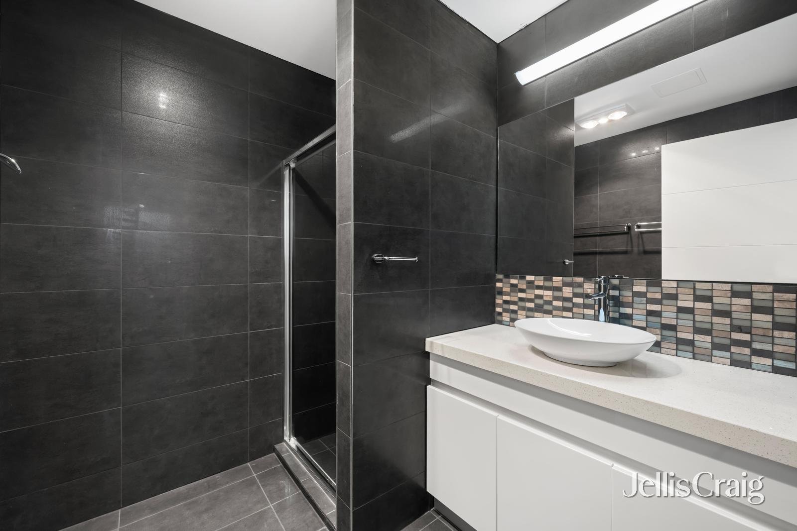 2/12 Cohuna Street, Brunswick&nbsp;West image 8