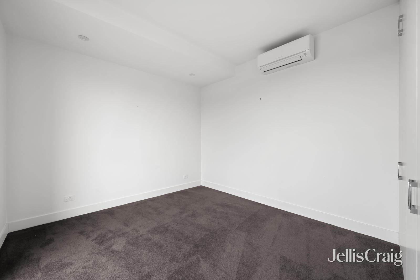 2/12 Cohuna Street, Brunswick&nbsp;West image 10