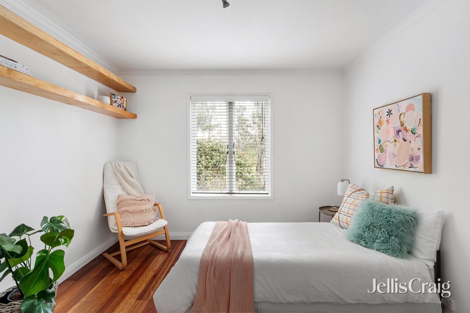 2/12 Dering Street, Diamond Creek image 7