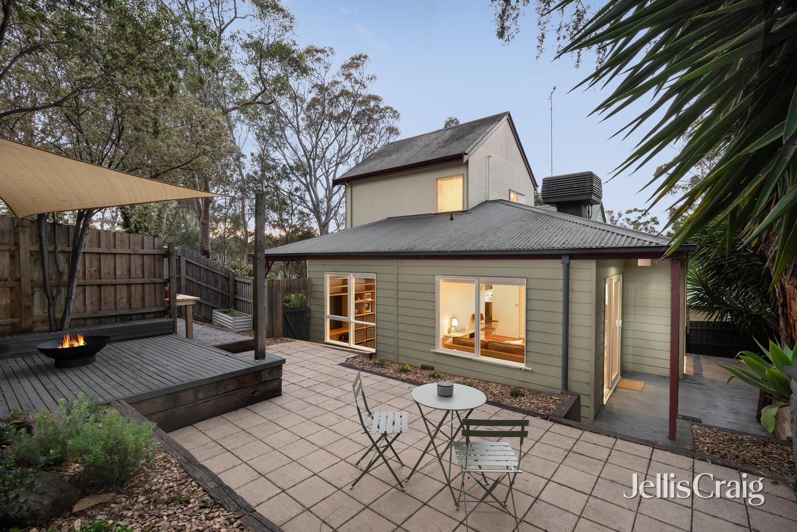 2/12 Dering Street, Diamond Creek image 10