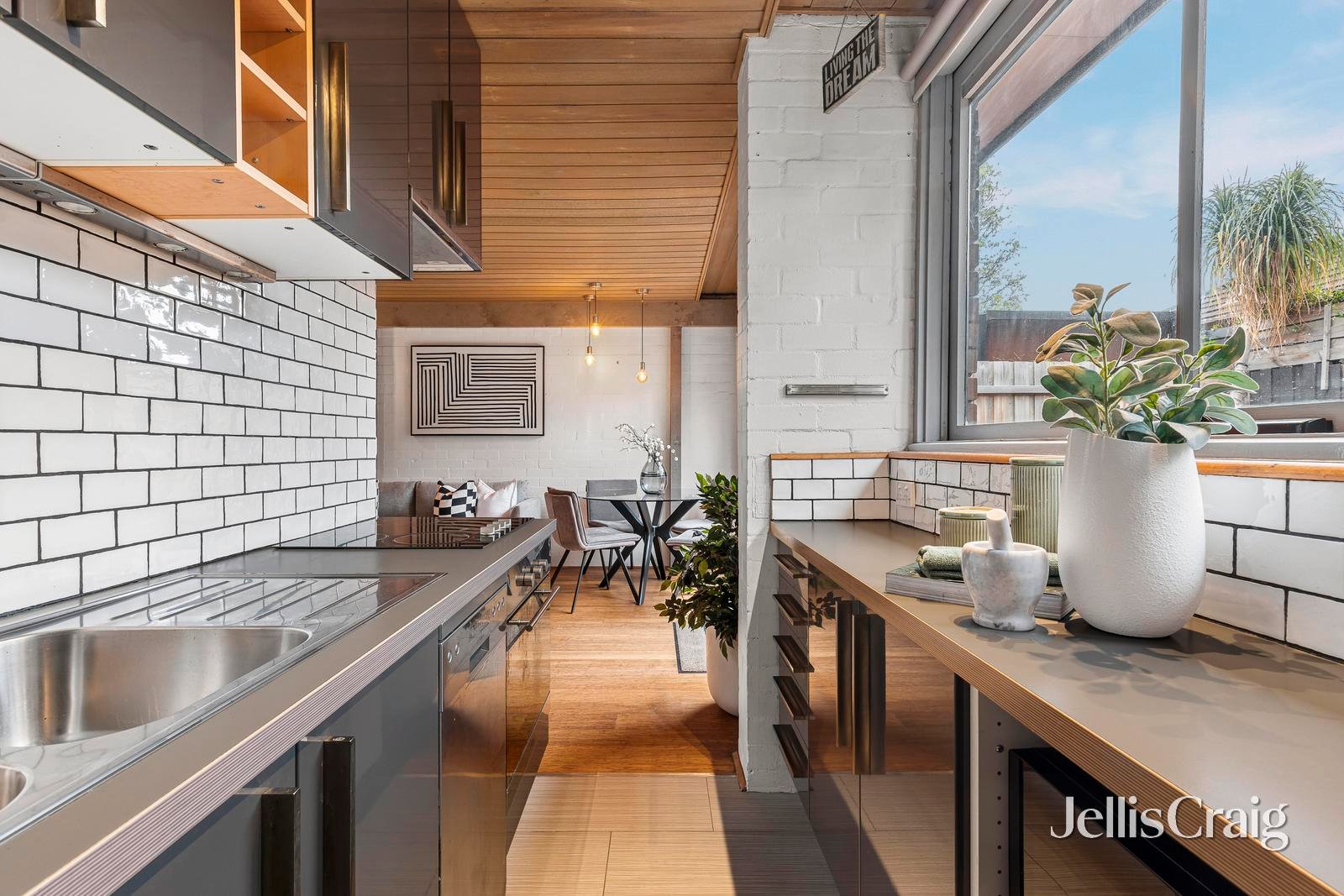 2/12 Ebden Avenue, Black&nbsp;Rock image 3