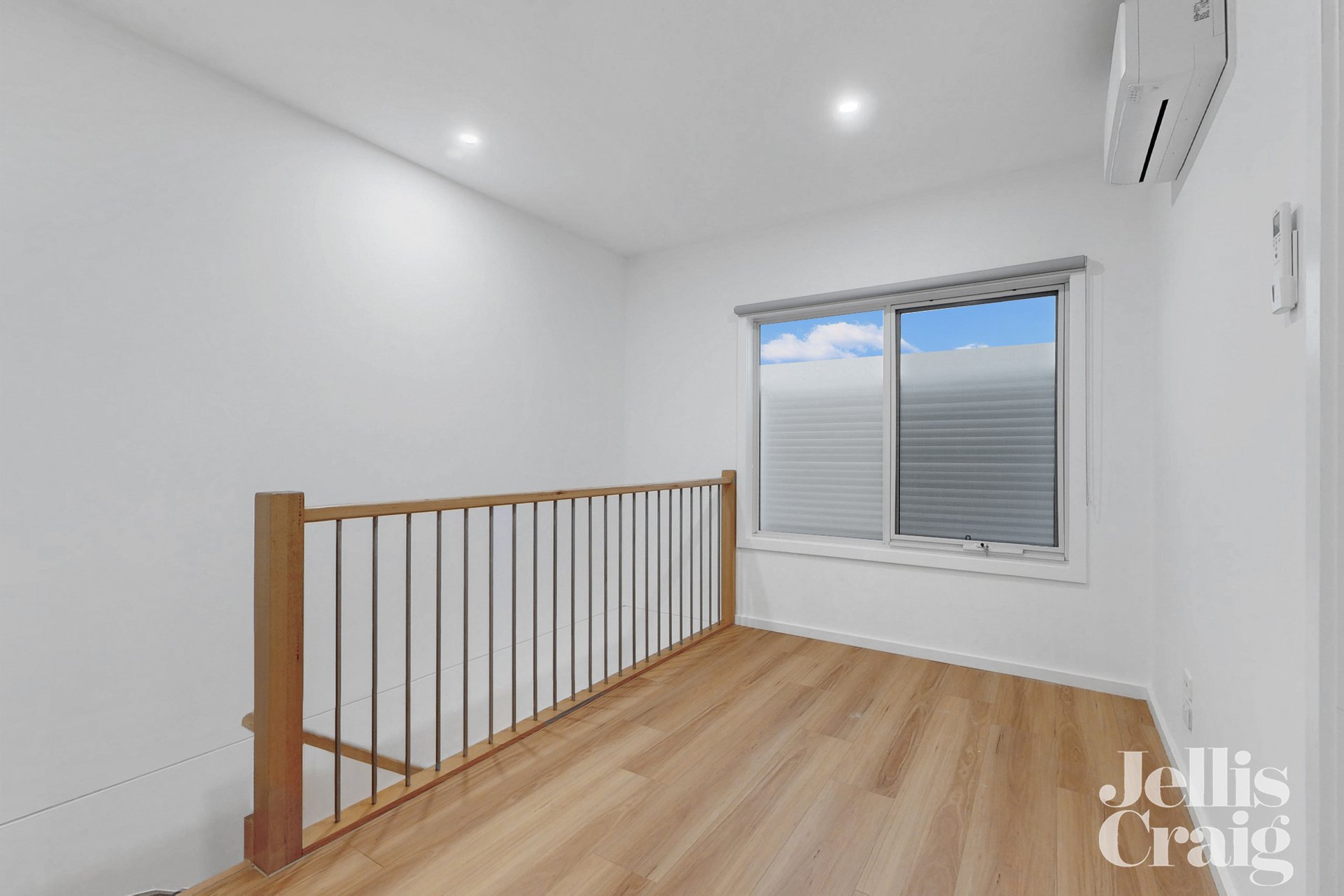 2/12 Esmale Street, Strathmore image 7