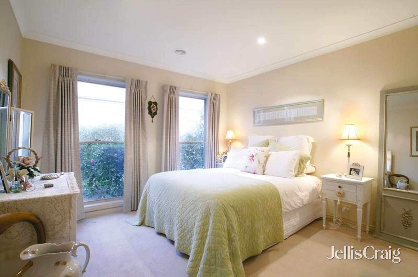 2/12 Exeter Street, Lake&nbsp;Wendouree image 4