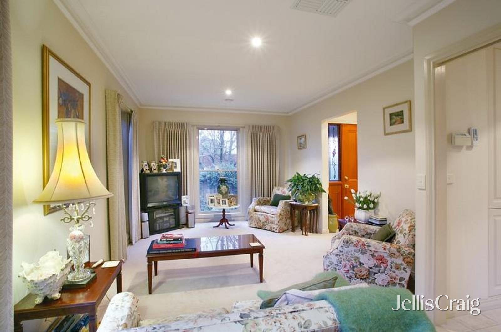 2/12 Exeter Street, Lake&nbsp;Wendouree image 3