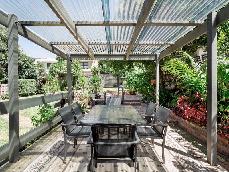 Property Gallery Thumbnail 8