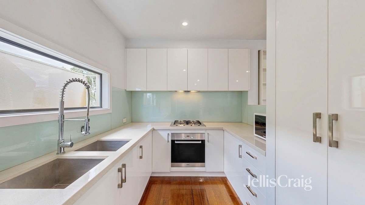 2/12 Glasshouse St, Richmond image 4