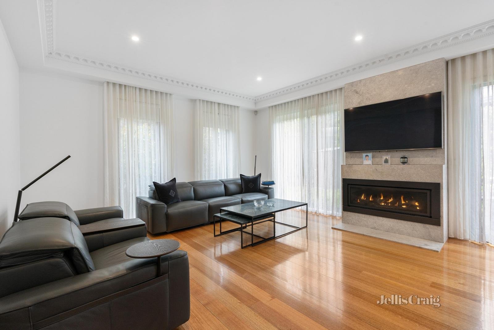 2/12 Glenmanor Close, Templestowe image 2