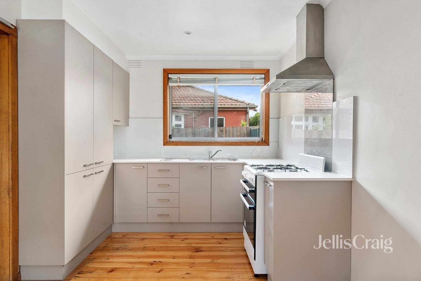 2/12 Grampian Street, Preston image 2