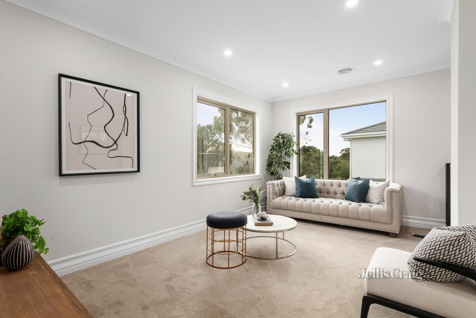 2/12 Kalonga Court, Glen Waverley image 7