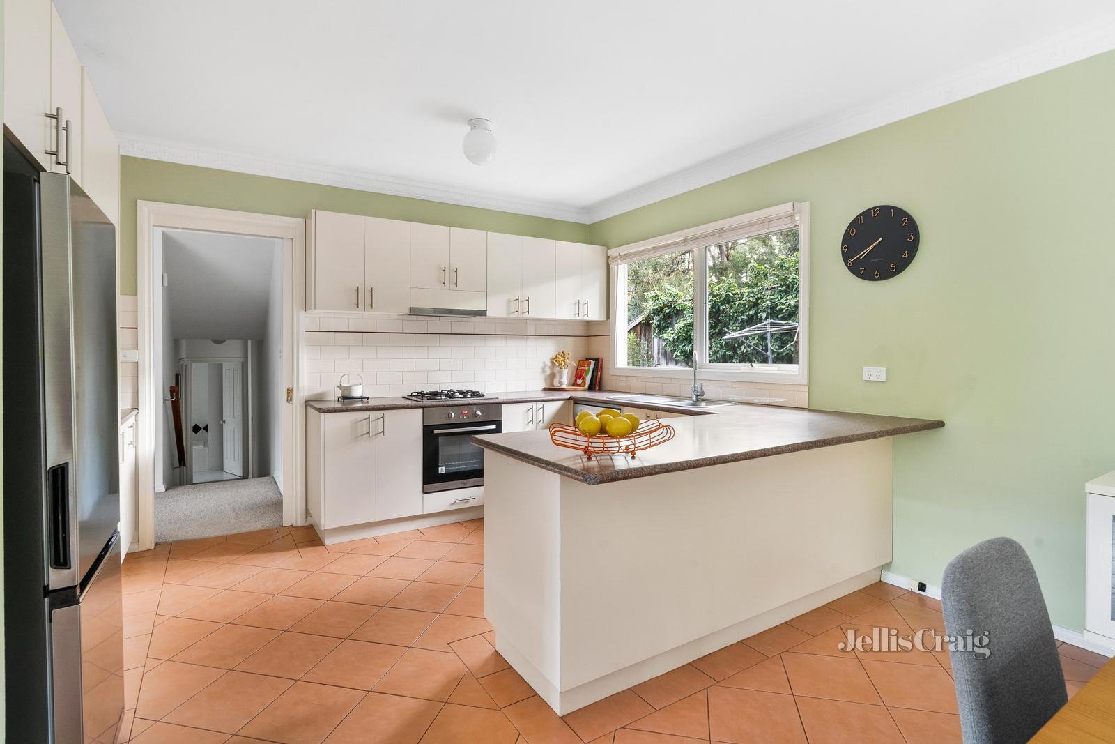 2/12 Meadow Crescent, Montmorency image 4