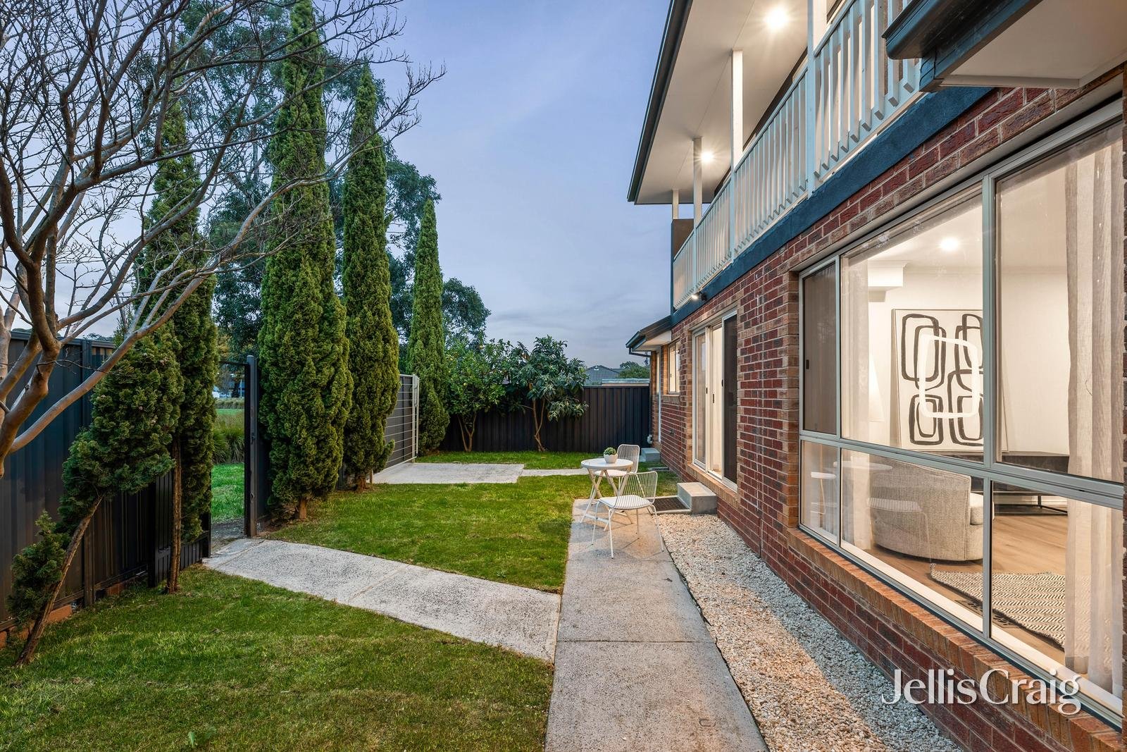 2/12 Owens Avenue, Glen Waverley image 14
