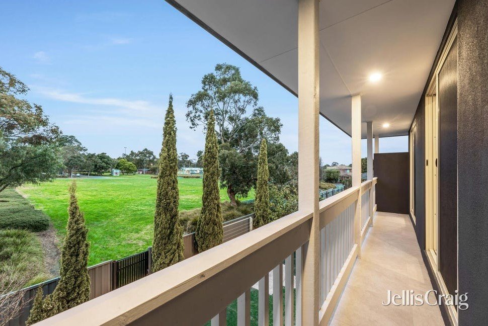 2/12 Owens Avenue, Glen Waverley image 13