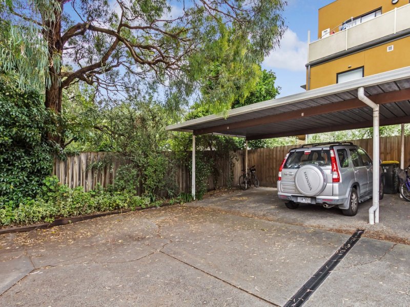2/12 Oxford Street, Box Hill image 6