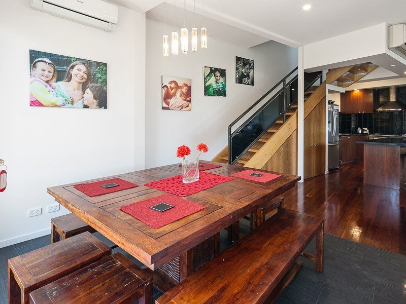 2/12 Prout Lane, West Melbourne image 5