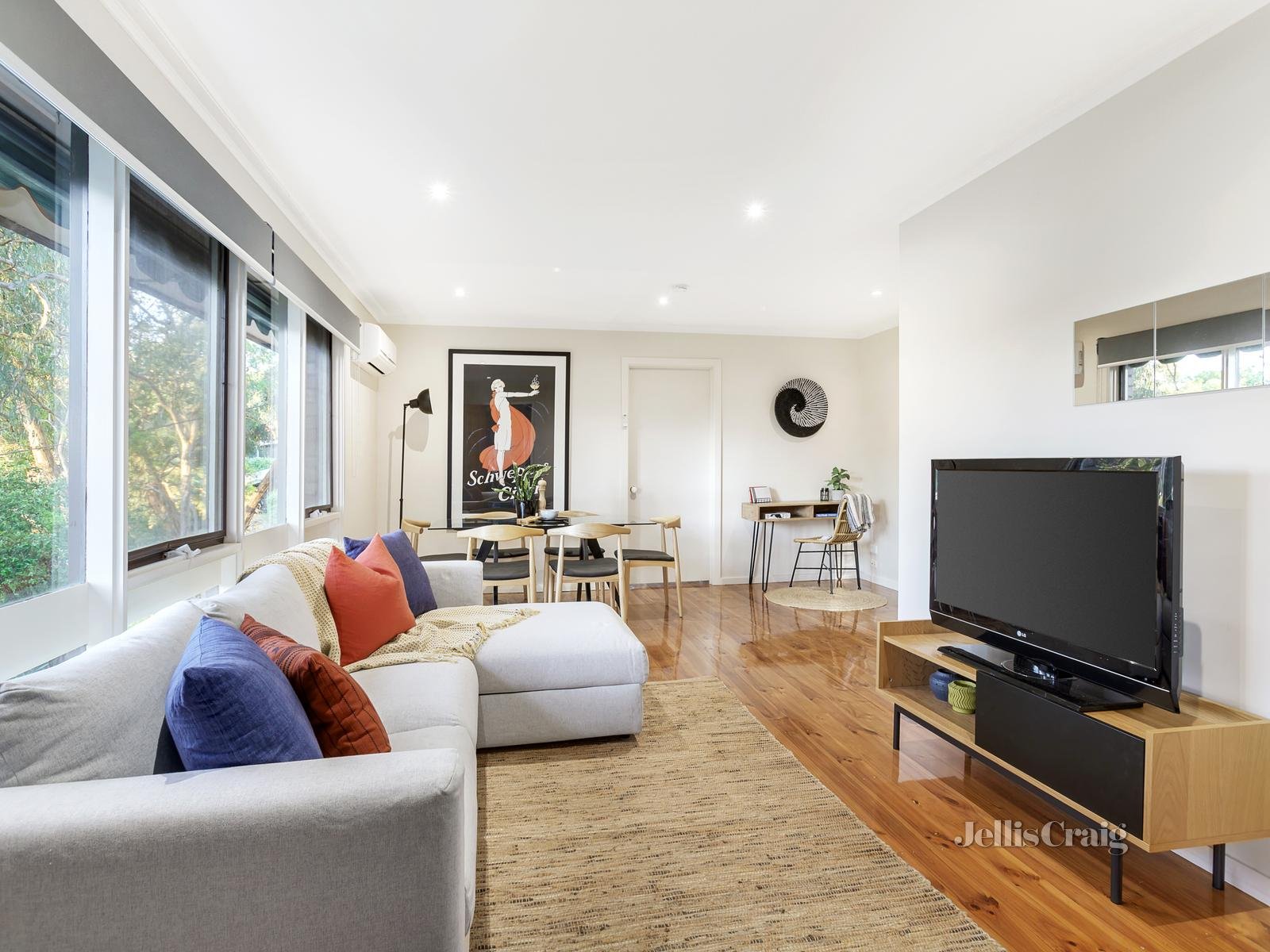 2/12 Riverview Road, Montmorency image 5